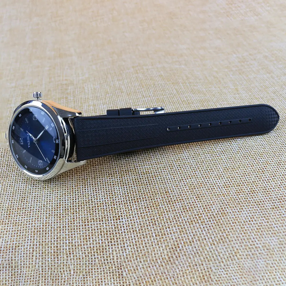 Black Rubber Watch Strap 20/22mm on Dial