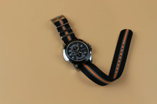 Black Single-Pass Nylon Watch Strap 20/22mm